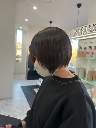 ショート マイ/カットモデル /暖色カラーのヘアスタイル