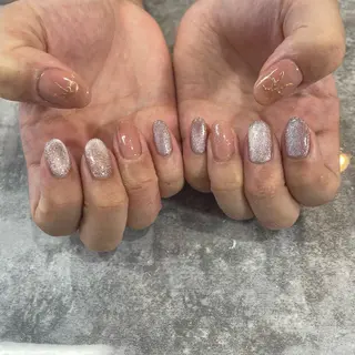 ネイル 澤田 葵のネイルデザイン