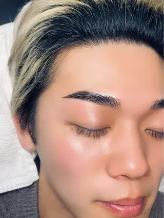 メンズ アイブロウ Nao店長 /ルヴォルテ大須のマツエク・マツパデザイン