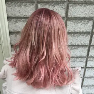 ミディアム Spica 松岡のヘアスタイル