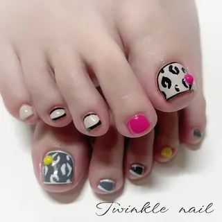 ネイル 中井 綾香の眉毛・アイブロウイメージ