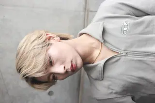 メンズ emu 新宿所属・ケイト🌙 ブリーチカラーのヘアスタイル