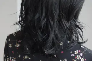 ミディアム カラー 🌈ディレクター🌈 徳松優希のヘアスタイル