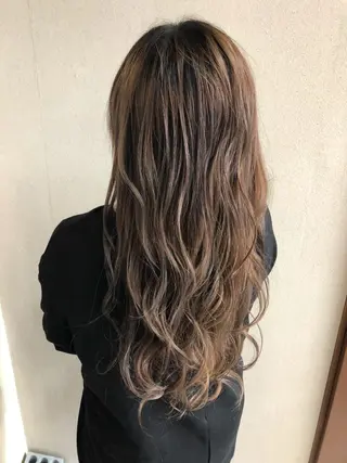 ロング カラー ケアブリーチ /髪質 改善/古橋圭史郎のヘアスタイル