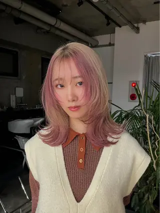 カラー ウルフとデザイン カラーの神のヘアスタイル