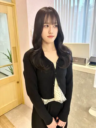 セミロング merc. 福田茜のヘアスタイル