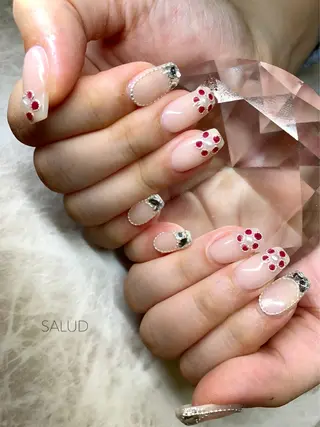 ネイル Nail Salon SALUDのネイルデザイン