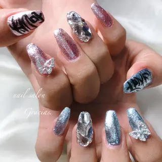 ネイル Gracias. rieのネイルデザイン