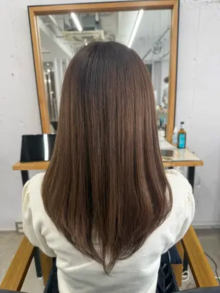 ロング 野嶽 絵美のヘアスタイル