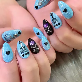 ネイル NOIROUGE所属・NOI ROUGEのネイルデザイン