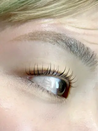 アイブロウ シルエット　イオンモール京都桂川店所属・シルエット 有田のマツエク・マツパデザイン