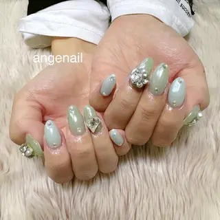 ネイル オーナーネイリスト MAKIのネイルデザイン