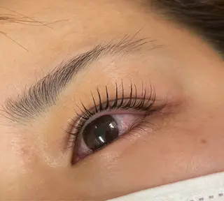 マツエク・マツパ cambiar所属・カンビ アールのマツエク・マツパデザイン