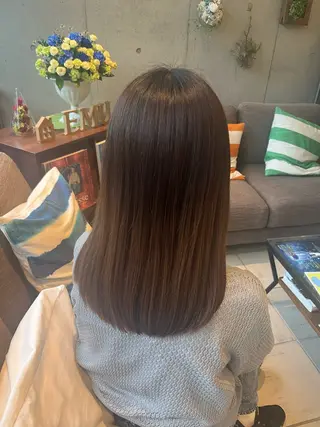 セミロング 遠藤 朱郁のヘアスタイル