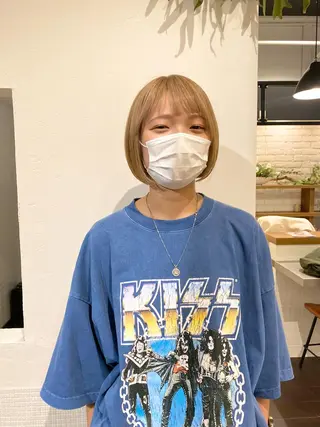 ショート COCOLOeAST所属・yumeno🫧 ハイトーン/ボブ🕊のヘアスタイル