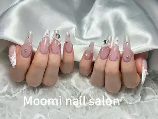 ロング moomi nailのネイルデザイン