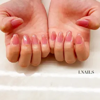 ネイル アイネイルズ所属・早川 梓のネイルデザイン