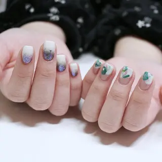 ネイル Baku Nailsのネイルデザイン