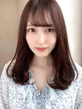 セミロング Beige＋Rr salon EBISU所属・艶感透明感カラー 🫧たけ🫧のヘアスタイル