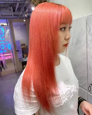 ロング カラー ヘアアレンジ 🪸ハイトーンカラー エクステmisakiのヘアスタイル