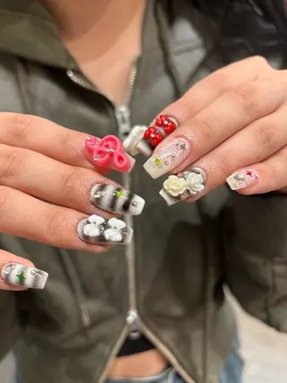 ネイル 8113 海外/y2k/韓国のネイルデザイン