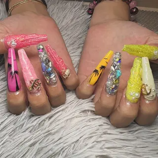 ネイル シェヌネイル JURAのネイルデザイン