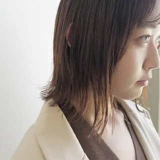 ミディアム カラー iplus✴ まつげ、眉毛、耳つぼのマツエク・マツパデザイン