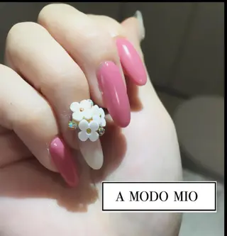 ネイル A MODO MIOのネイルデザイン