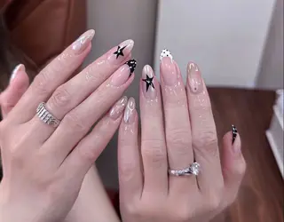 ネイル T. Leeのネイルデザイン