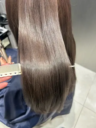 カラー 塙 英万のヘアスタイル