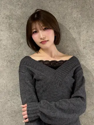 ミディアム カラー 紅都🫧透明感 水光カラー🫧のヘアスタイル