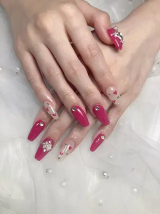 ネイル U·Mi nail salon所属・U·MI 上野御徒町店のネイルデザイン