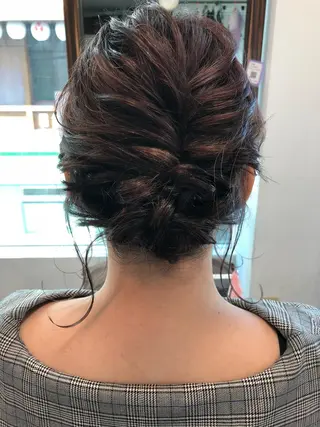 ミディアム カラー ヘアアレンジ 榎園 由美のヘアスタイル