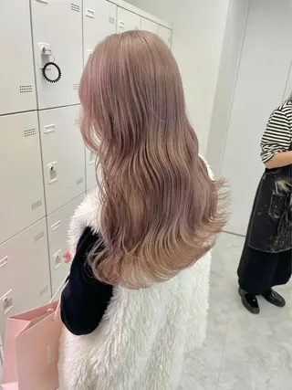 ロング カラー ヘアアレンジ 韓国レイヤー＆ピンク 艶髪🩶maikoのヘアスタイル