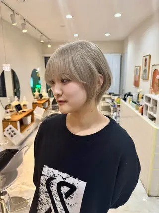 ショート カラー コイデ リュウセイのヘアスタイル