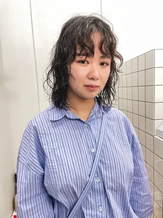 ミディアム パーマ 関 京磨のヘアスタイル