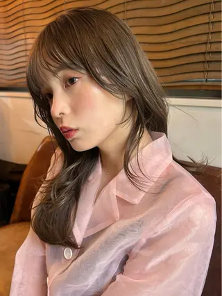 ミディアム カラー パーマ レイヤー/透明感/ ブリーチなし/わかなのヘアスタイル