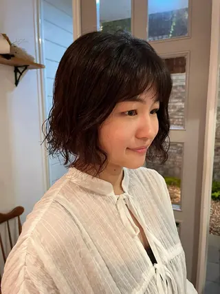 ショート パーマ ショート/ボブ/透明 感カラー/高橋あみのヘアスタイル