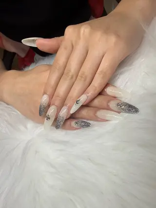 ネイル R.I所属・R.I みちのネイルデザイン