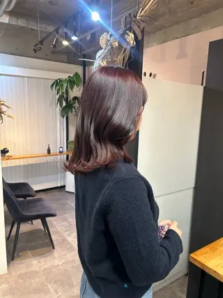 カラー timmy所属・ンジハ えみのヘアスタイル