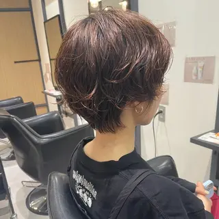 ショート パーマ Neale. ユメのヘアスタイル