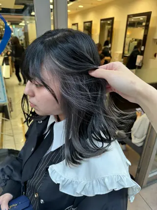 ミディアム カラー ヘアアレンジ 目黒 碧人のヘアスタイル