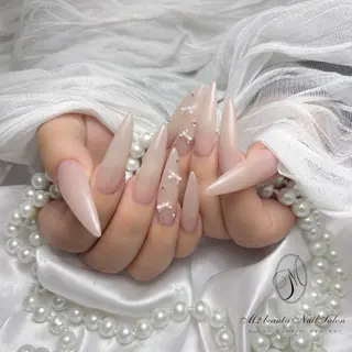 ネイル M2 BEAUTY Rionのネイルデザイン