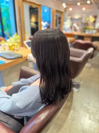 セミロング カラー 髪質改善カラー ブラウン🤎YUMEのヘアスタイル