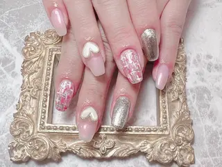 ネイル マジックミラー所属・マジック ミラーのネイルデザイン