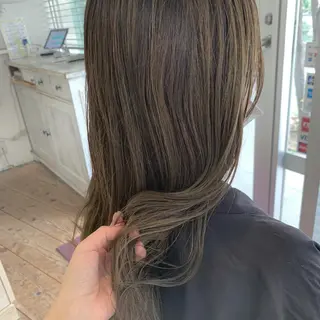 ロング カラー fio マナミのヘアスタイル