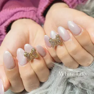 ネイル White lily所属・牧田 雅世のネイルデザイン