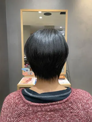 ショート inity　杉本 美羽のヘアスタイル