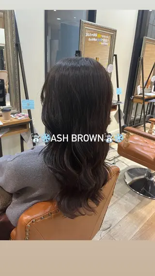 ロング カラー KOKORO 中村 朱里のヘアスタイル