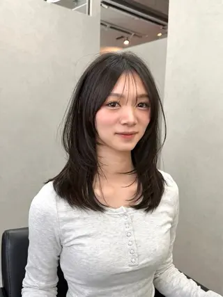 ミディアム ace 梅田所属・ツヤ髪レイヤー/ 顔まわり/kokiのヘアスタイル